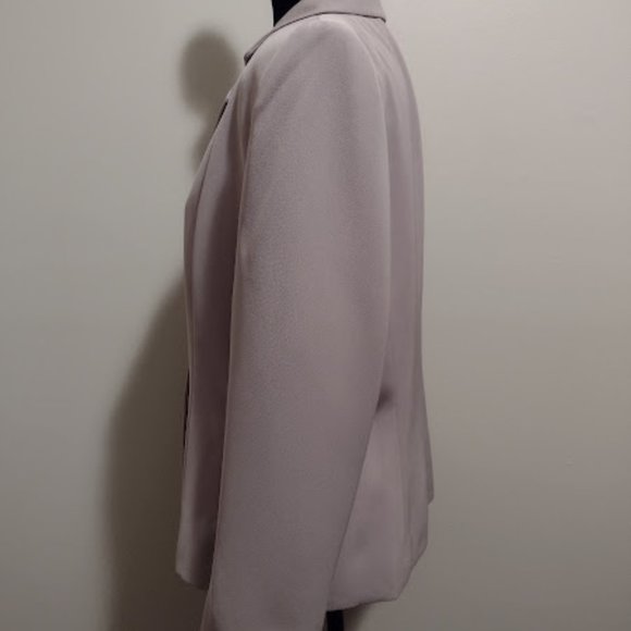 Ingenuity, 2pc Pant Suit, Beige Color, Size-12, Dry Cleaned - Picture 7 of 8